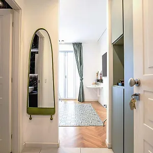 B And G San Babila- Luxury In The Heart Of - Design District Maison d'hôtes